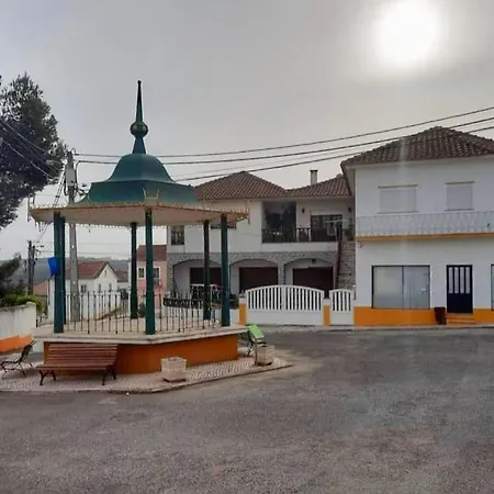 Casa Do Ninho - Entre O Campo E A Praia Cadaval Exterior foto